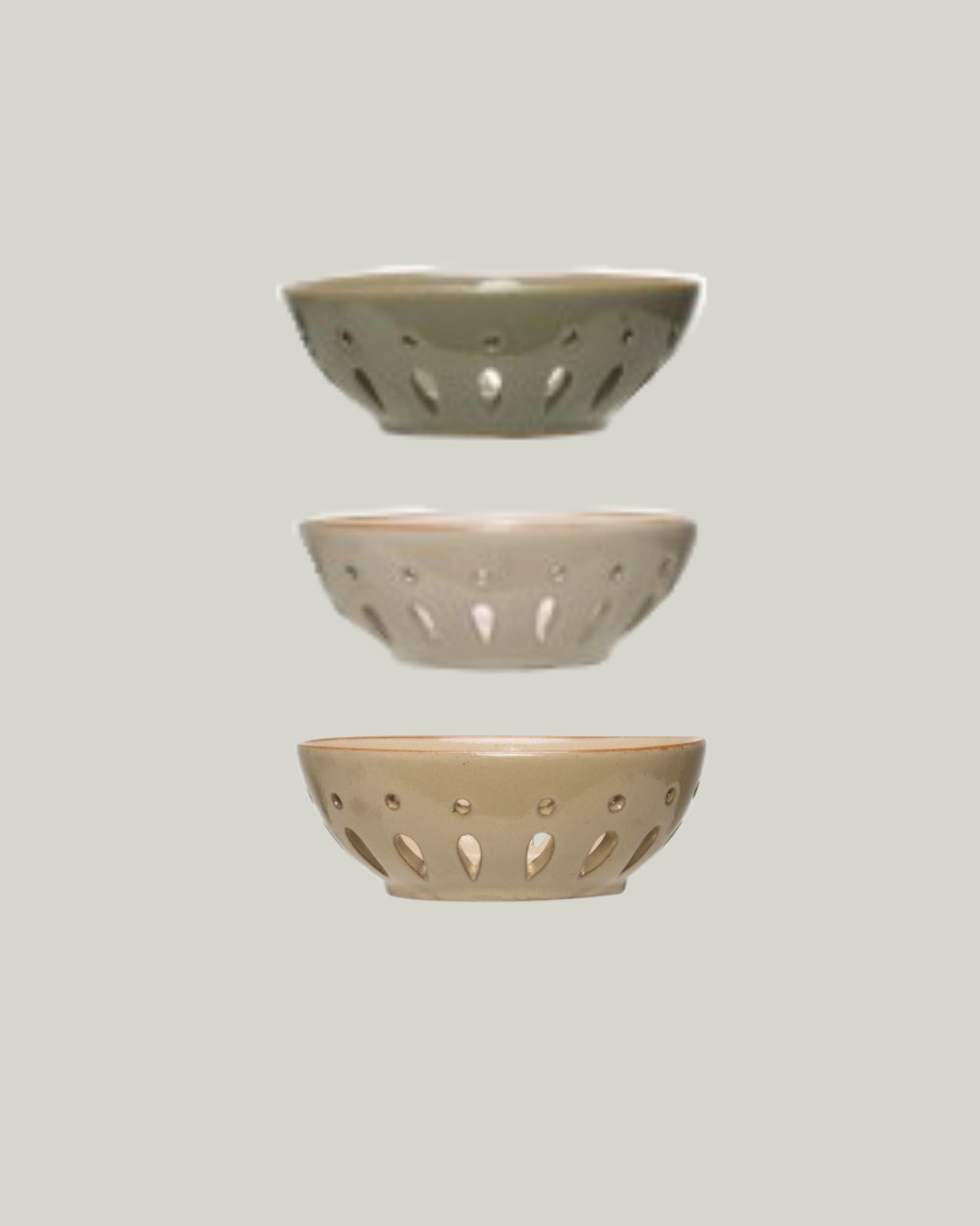 Stoneware Berry Bowl