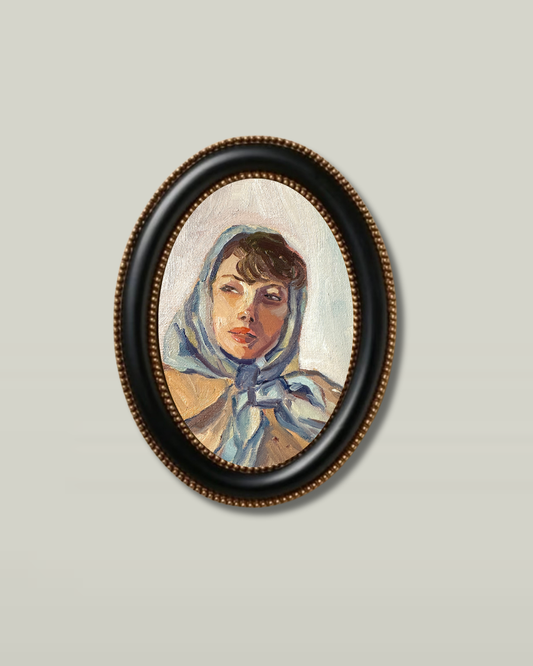 "Barbara" Moody Oval Frame