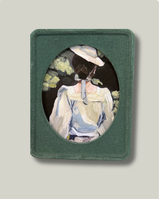 "Jane" Evergreen Velvet Frame
