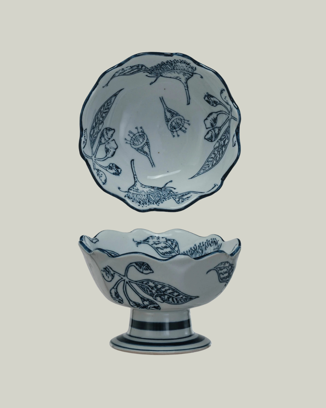 Stoneware Footed Bowl w/Botanicals